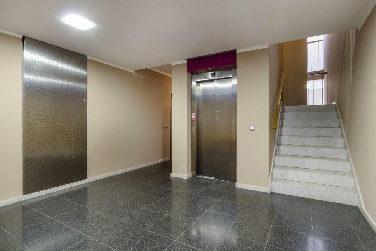 Luxury Center APT Garage Parking by Michal&Friends Prag Exterior foto
